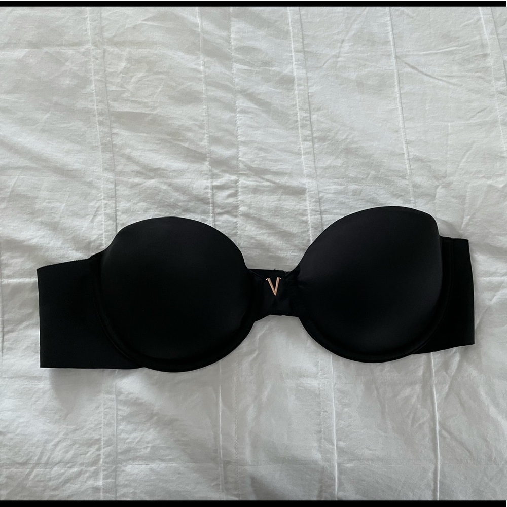 Victoria’s Secret Strapless Bra